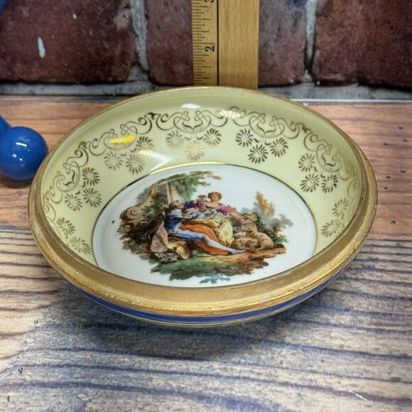 Antique OMECO New York Czechoslovakia 24K Gold Bowl w Painted Courting Couple - Picture 9 of 9